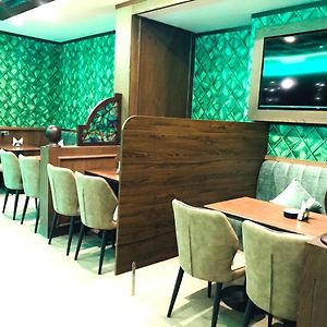 Concorde Inn Hotel